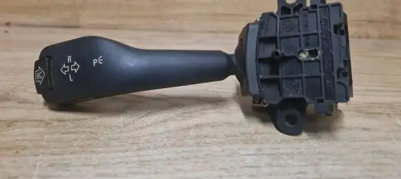 BMW 5 E39 Indicator stalk 8363668