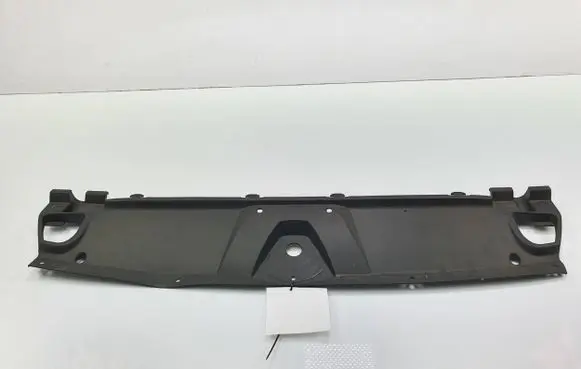 Volkswagen Arteon Engine splash shield/under tray 3G8853037B