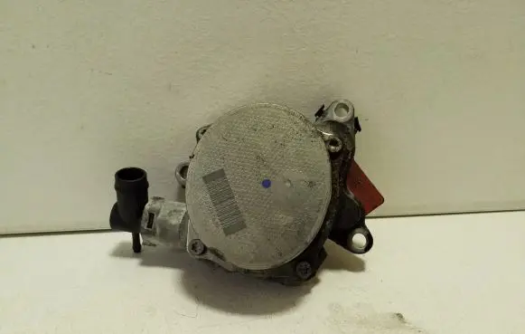 Nissan X-Trail T32 Vacuum pump 146503760R
