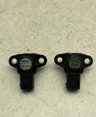 Mercedes-Benz R AMG W251 Air pressure sensor 0261230193 2104092G18 A0051535028