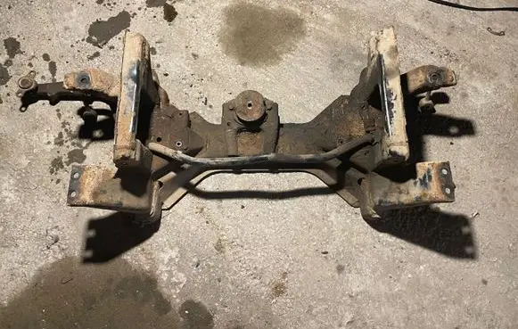 Volkswagen Transporter - Caravelle T4 Front subframe