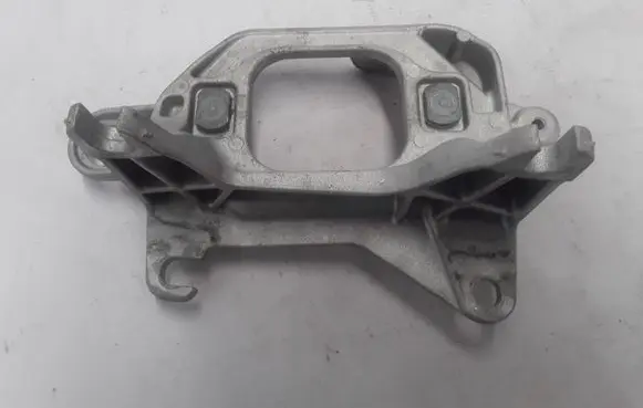 Renault Kadjar Gearbox mounting bracket 112221641R