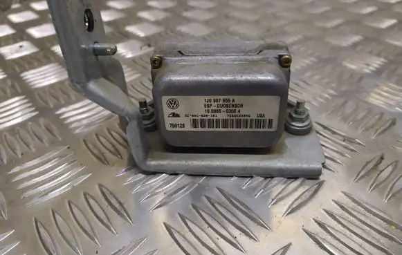 Seat Toledo II (1M) ESP acceleration yaw rate sensor 1J1907637D