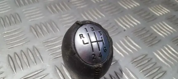 Renault Scenic II - Grand scenic II Gear lever shifter trim leather/knob 8200278415 6028619