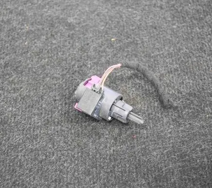 Audi A5 Sportback 8TA Brake pedal sensor switch 4F0945459B