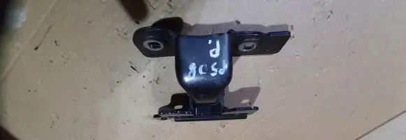 Peugeot 508 Tailgate hinge 9687860380