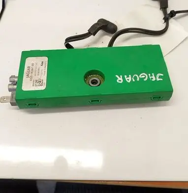 Jaguar XF Antenna control unit 8X2318C847BB