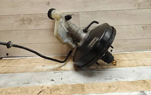 Ford Fiesta Brake booster 03775257404 4S612B195KB