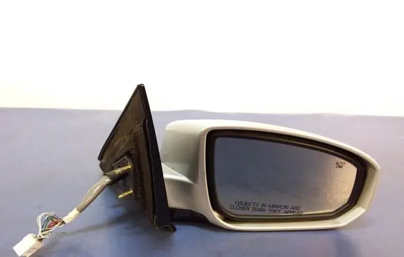 Nissan Maxima A34 Front door electric wing mirror
