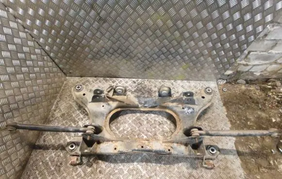Land Rover Freelander 2 - LR2 Rear subframe LR010245 6H525K091AK