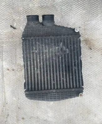 Maserati Ghibli Intercooler radiator 670035635 7617819L 16484792