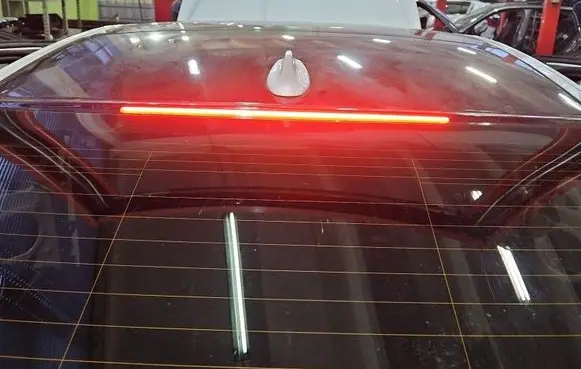 Jaguar XE Third/center stoplight IMPRK1544667