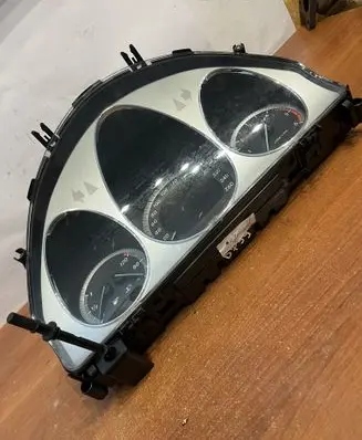 Mercedes-Benz C W204 Speedometer (instrument cluster) A2044400211 D799