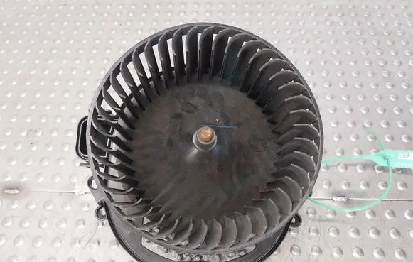 BMW 1 F20 F21 Heater fan/blower T958225 9276112