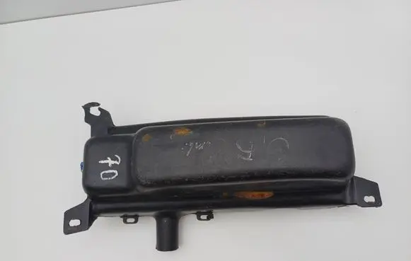 Opel Omega B1 Windshield washer fluid reservoir/tank FT0023935