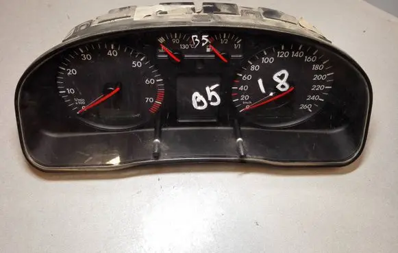 Volkswagen PASSAT B5 Speedometer (instrument cluster) 3B1919860A 110008919019