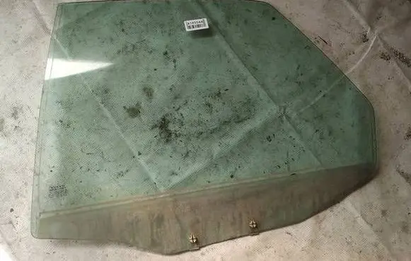 Volvo S40, V40 Rear door window glass as2