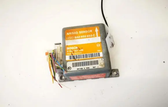 Audi A4 S4 B5 8D Airbag control unit/module 8a0959655c 0285001038