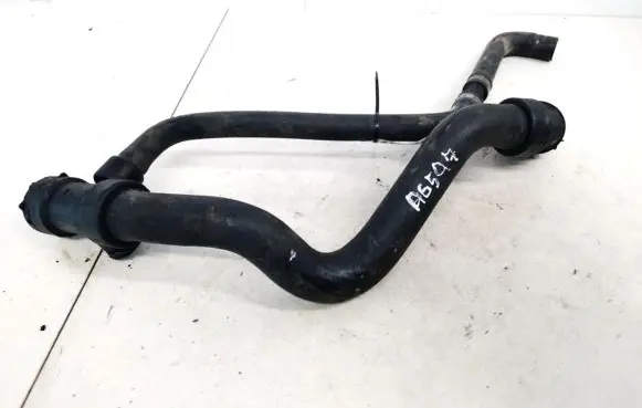 Volkswagen PASSAT B5 Engine coolant pipe/hose