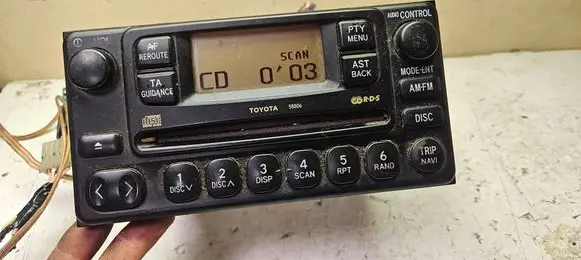 Toyota RAV 4 (XA20) Radio/CD/DVD/GPS head unit 8612042130 CQTT3370A 58812