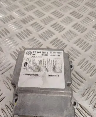 Skoda Octavia Mk2 (1Z) Airbag control unit/module 1K0909605S