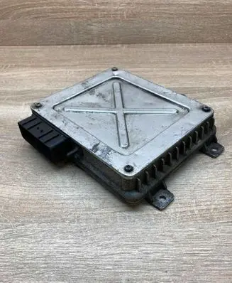 Rover 200 XV Engine control unit/module ECU MKC104022