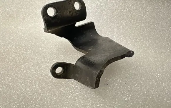 Audi Q7 4L Fuel pump bracket 059130380D