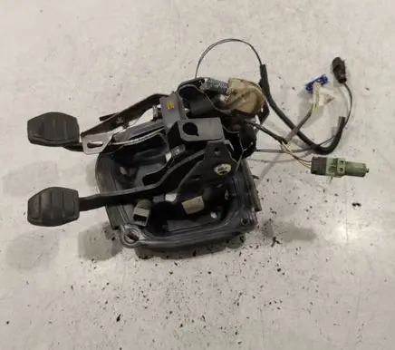 Renault Scenic I Pedal assembly 706187342