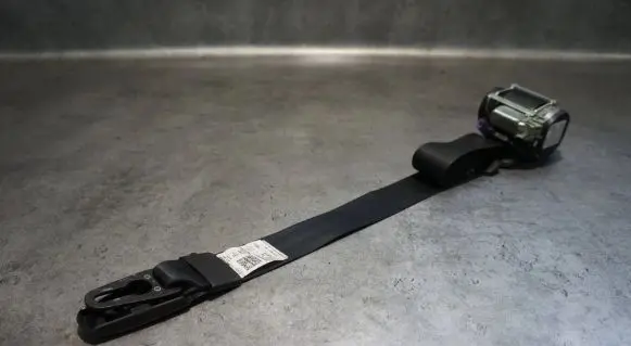 Skoda Superb B6 (3T) Front seatbelt 3T2857701