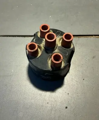 Audi 80 90 S2 B4 Spark distributor cap 