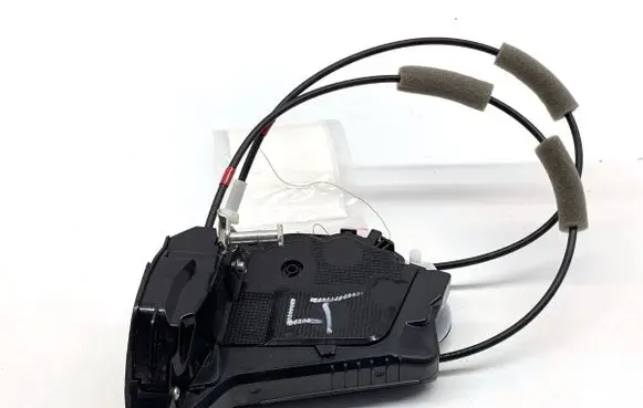 Toyota Yaris Cross Rear door lock 