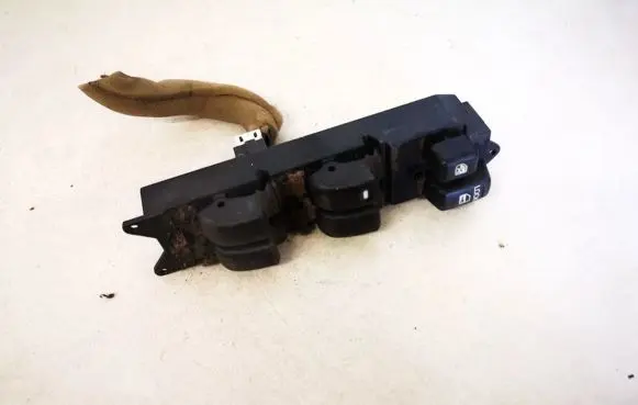 Mitsubishi Galant IX Electric window control switch mr400711