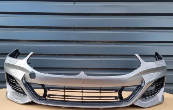 BMW 8 G14 Front bumper 51118070558