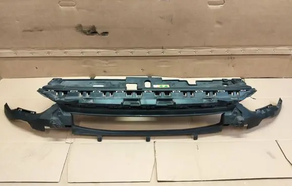 Opel Corsa F Front bumper support beam 9829535680