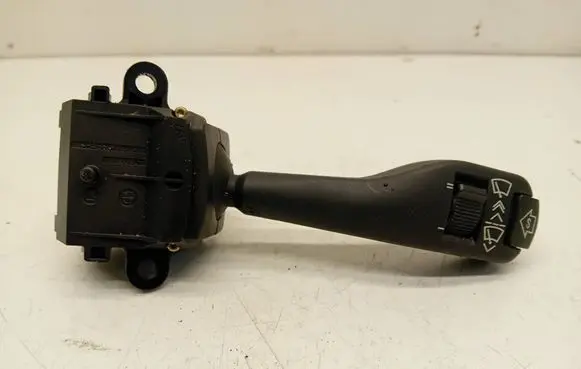 BMW 5 E39 Wiper control stalk 8375407 01204010