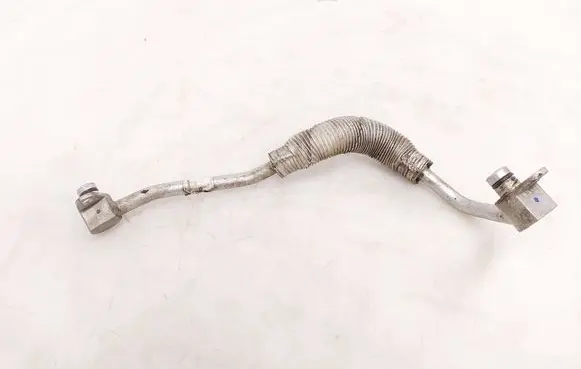 BMW 5 G30 G31 G38 Coolant pipe/hose 8629971