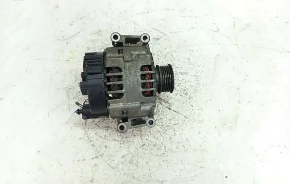Audi A4 S4 B7 8E 8H Generator/alternator 06B903016AE 206200755 2542738E