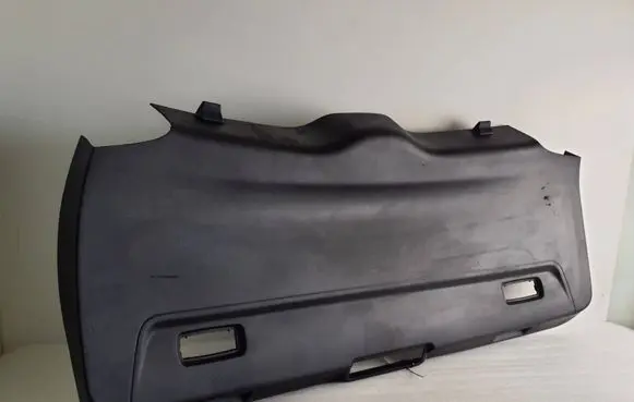 Maserati Levante Tailgate trim 670063585 670065628
