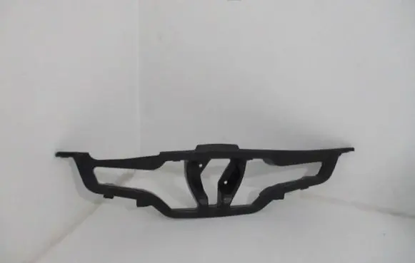 Renault Clio IV Front bumper upper radiator grill 628101467R