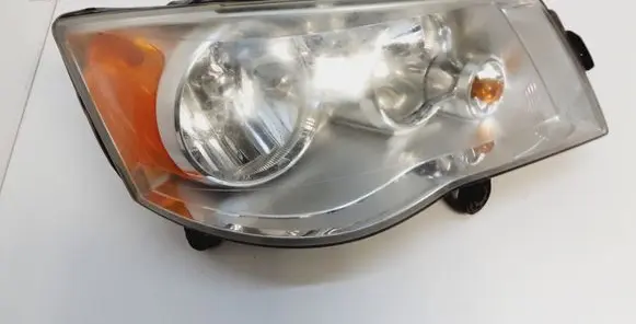 Chrysler Town & Country V Headlight/headlamp