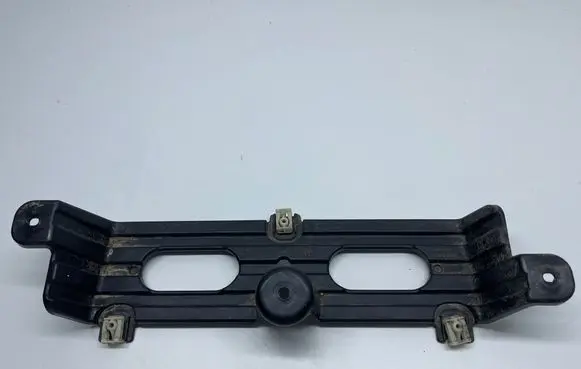 Front bumper skid plate/under tray
