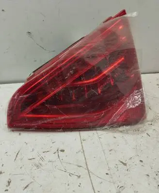 Audi A5 8T 8F Tailgate rear/tail lights 8T0945094C 21200206