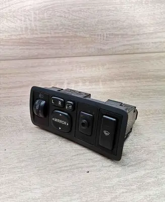Toyota Avensis T250 Wing mirror switch 183575