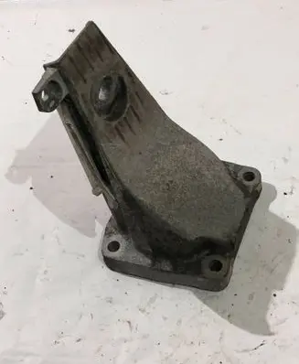 BMW M5 Engine mounting bracket 2282634