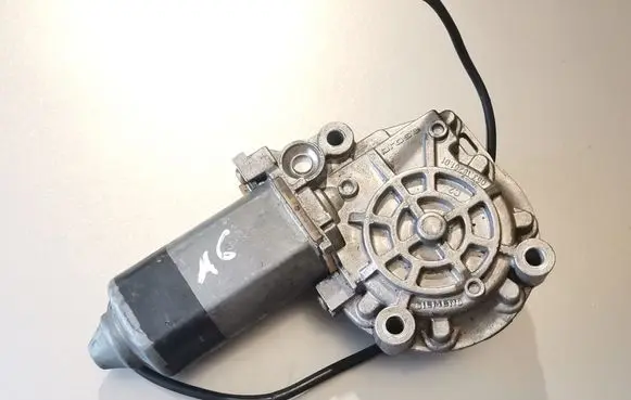 Audi A6 S6 C4 4A Rear door window regulator motor 0531826101