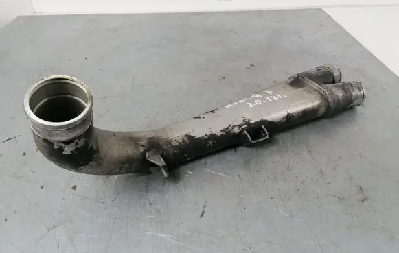Audi Q7 4L Intercooler hose/pipe 7L6145945C