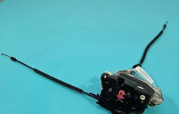Volkswagen PASSAT B6 Front door lock 3C1837016A IMPRK1498111