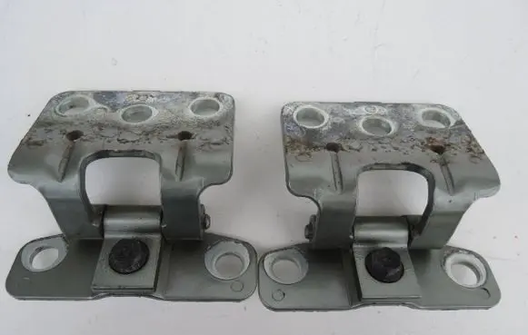 Volvo XC90 Tailgate/trunk/boot hinge 30674732 C885C