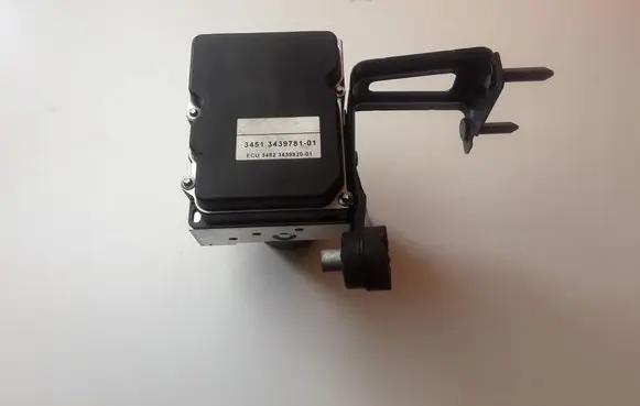 BMW X3 E83 ABS Pump 343978101
