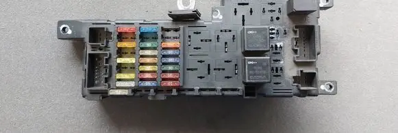Volvo XC90 Fuse box set 8678449 518828017